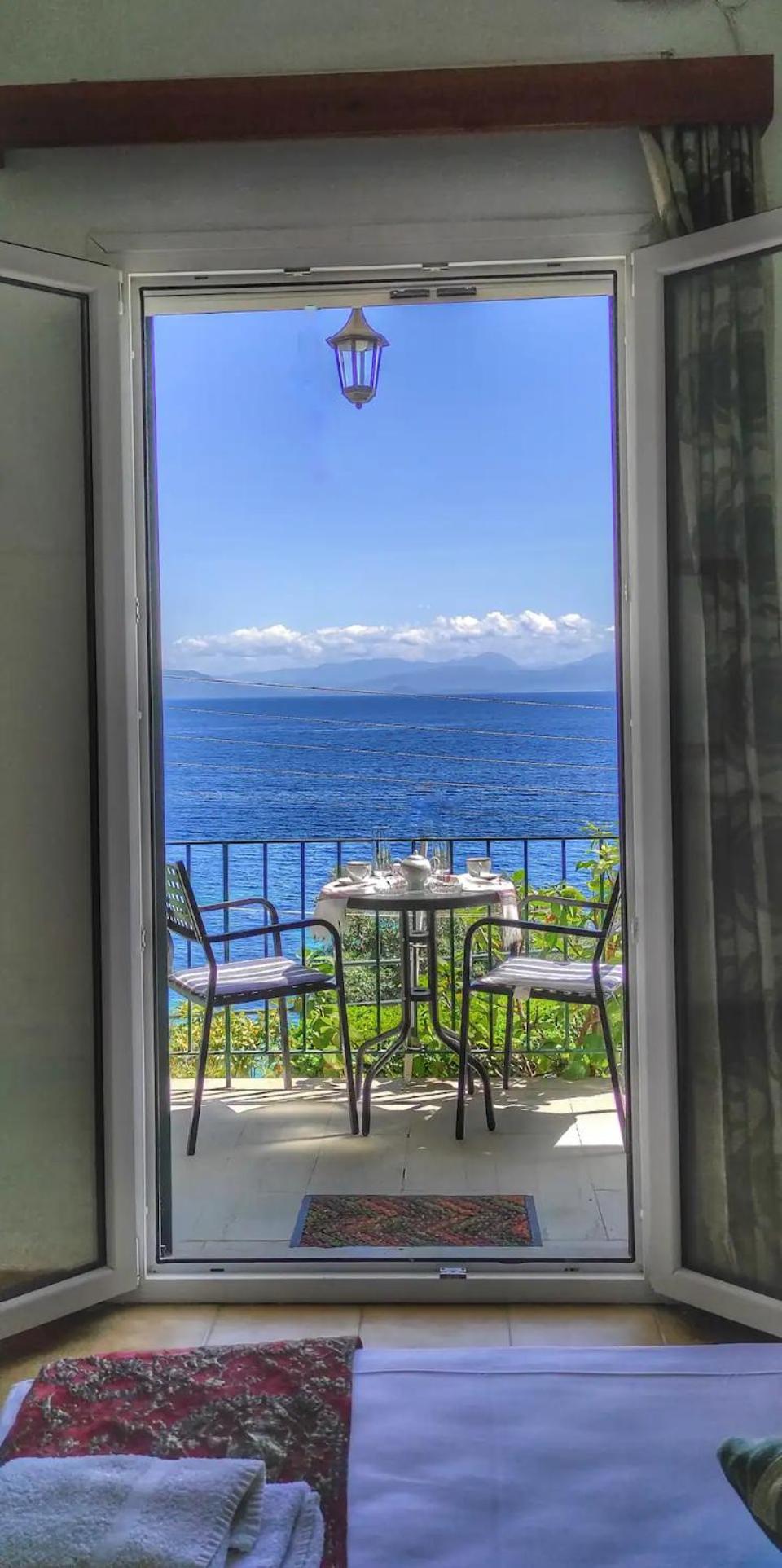 Villa Fourtuna Apartment Agios Ioannis Peristerion Exteriör bild