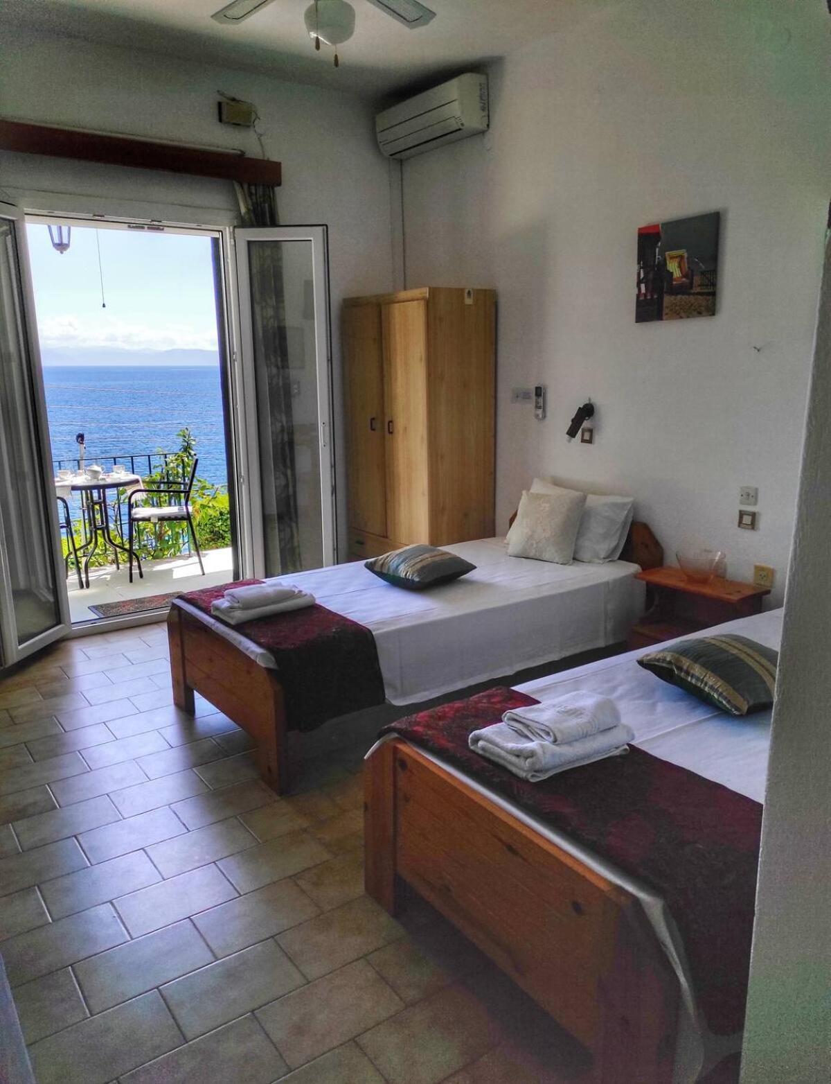 Villa Fourtuna Apartment Agios Ioannis Peristerion Exteriör bild