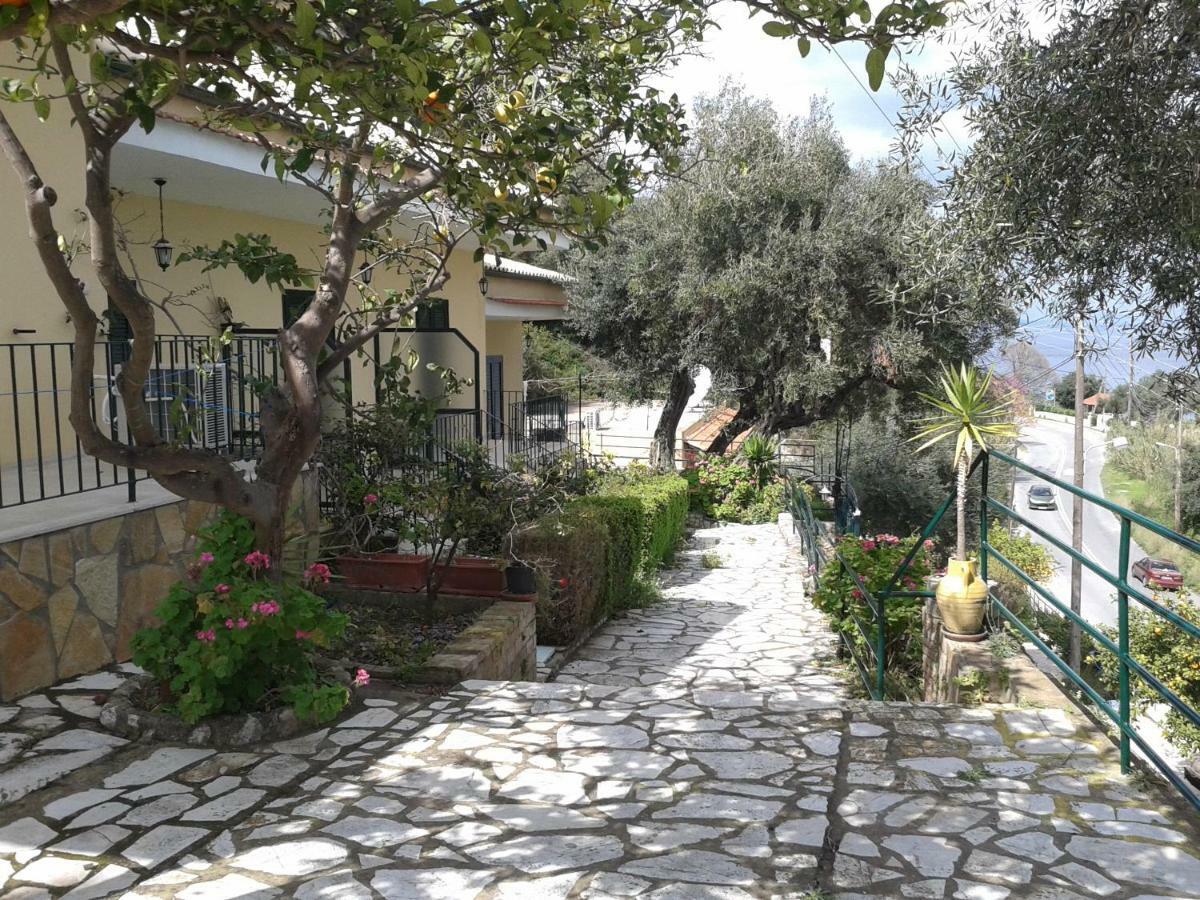 Villa Fourtuna Apartment Agios Ioannis Peristerion Exteriör bild